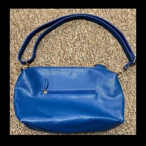 Imoshion blue shoulder purse- gently used